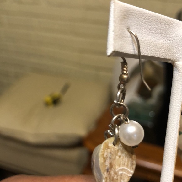 Park Lane Pearl & Shell Necklace Set - Picture 9 of 11